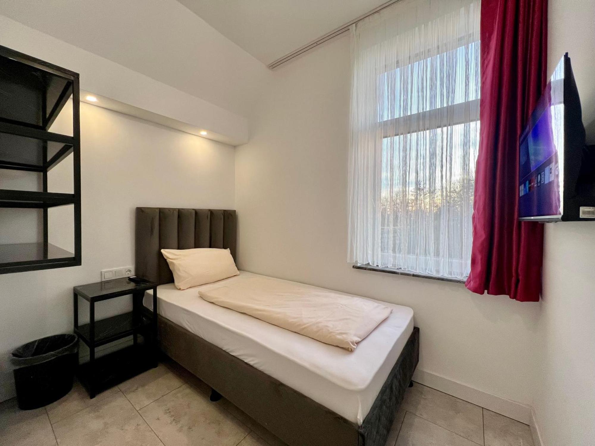 Durmaz Hotel Ανόβερο Εξωτερικό φωτογραφία